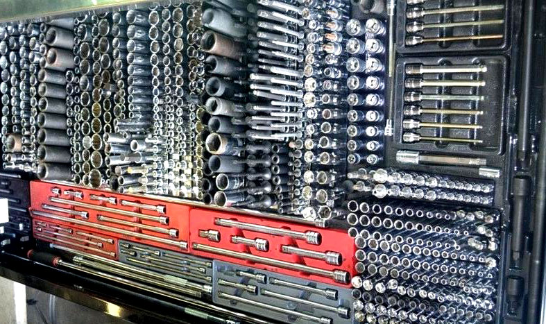 Toolbox for Motorcycle Customization Toolbox for Motorcycle Customization