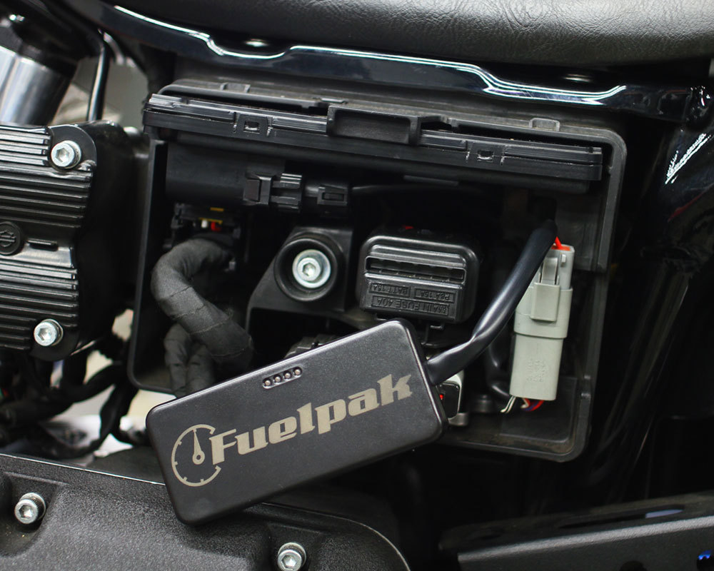 Fuelpak connected to motorcycle